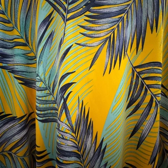 Tropical Leaf Print Midi Dress - Picture 3 of 3